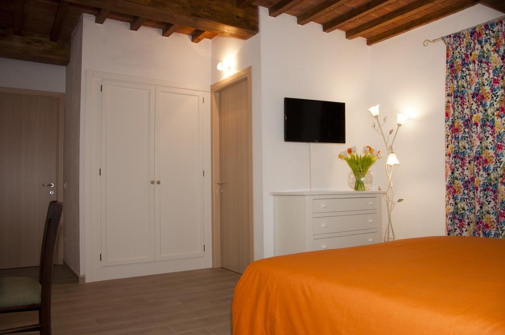 Tana Dell'Orso Hotel ปอนซาคโค ห้อง รูปภาพ