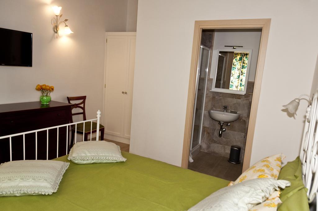 Tana Dell'Orso Hotel ปอนซาคโค ห้อง รูปภาพ